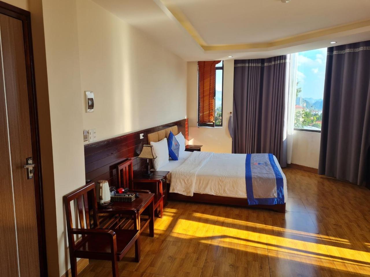 Minh Son Hotel Ta Lan Than Exterior photo