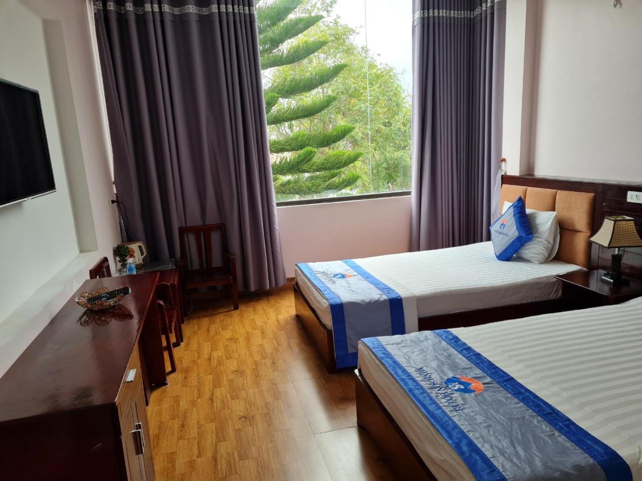 Minh Son Hotel Ta Lan Than Exterior photo