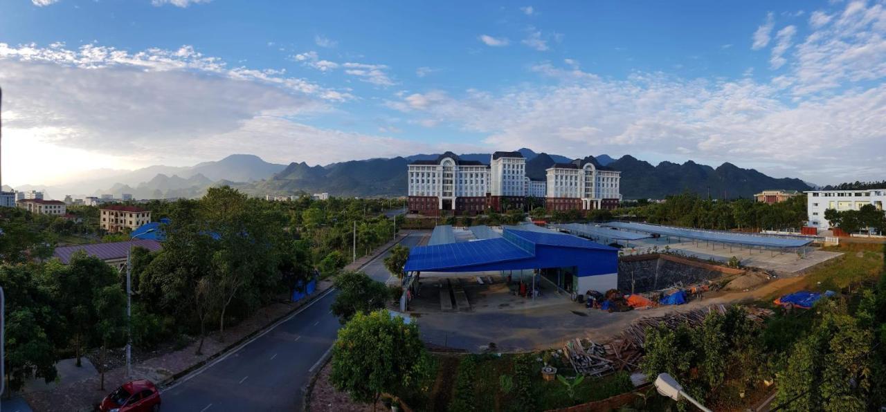 Minh Son Hotel Ta Lan Than Exterior photo