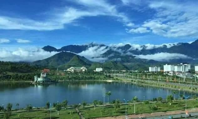 Minh Son Hotel Ta Lan Than Exterior photo